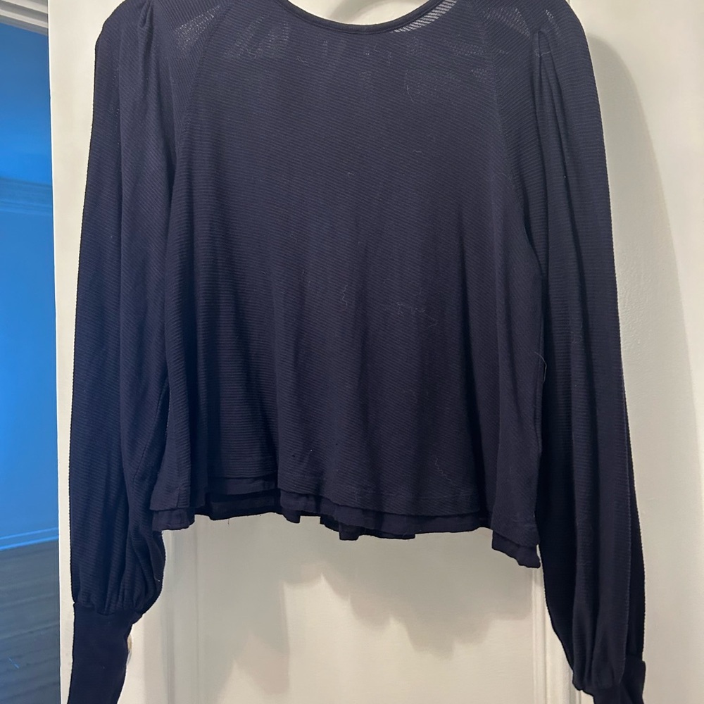 Women's Black Long Sleeve Top